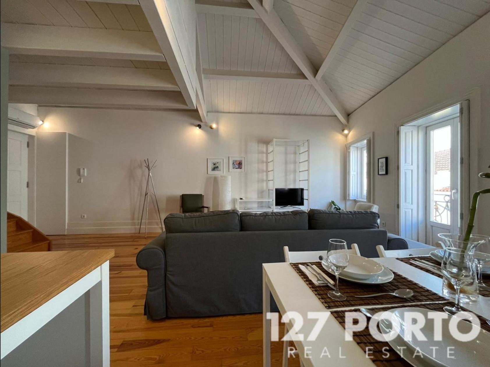 Ml240 Spacious Central Apartment Porto Luaran gambar
