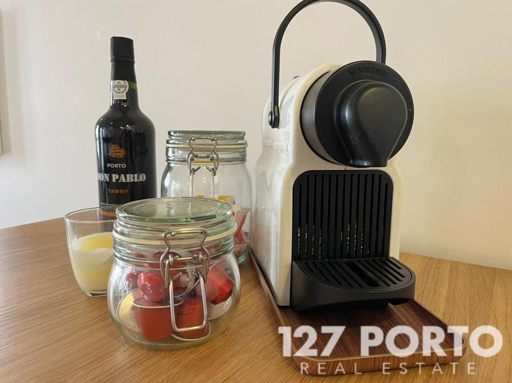 Ml240 Spacious Central Apartment Porto Luaran gambar