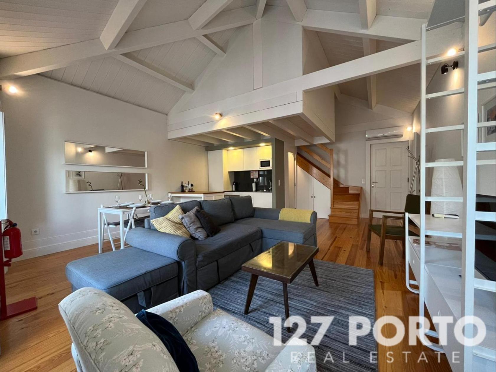 Ml240 Spacious Central Apartment Porto Luaran gambar